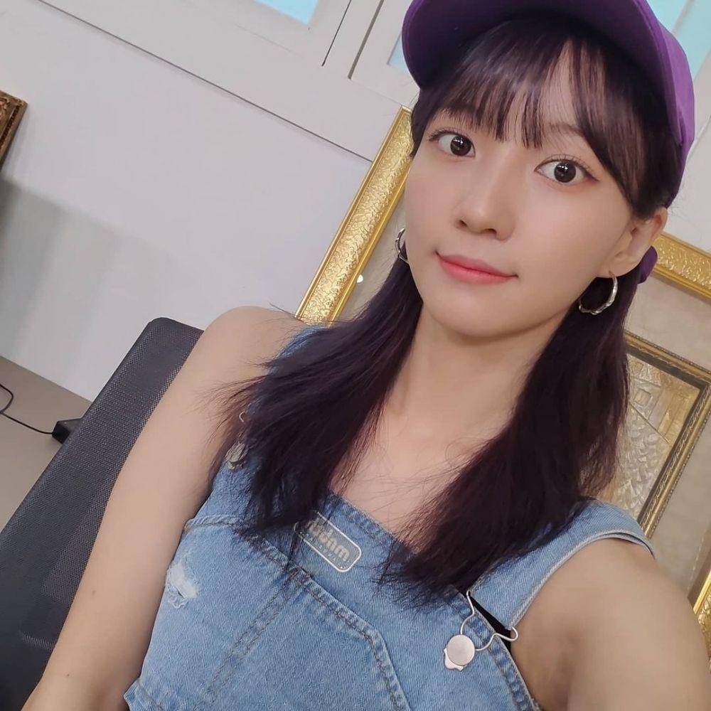 Binnie Oh My Girl (instagram.com/baeyu_b)