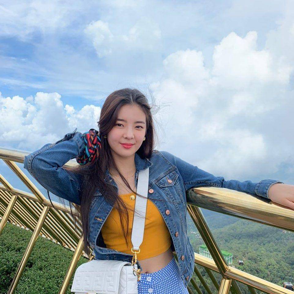 Lia ITZY (instagram.com/itzy.all.in.us)