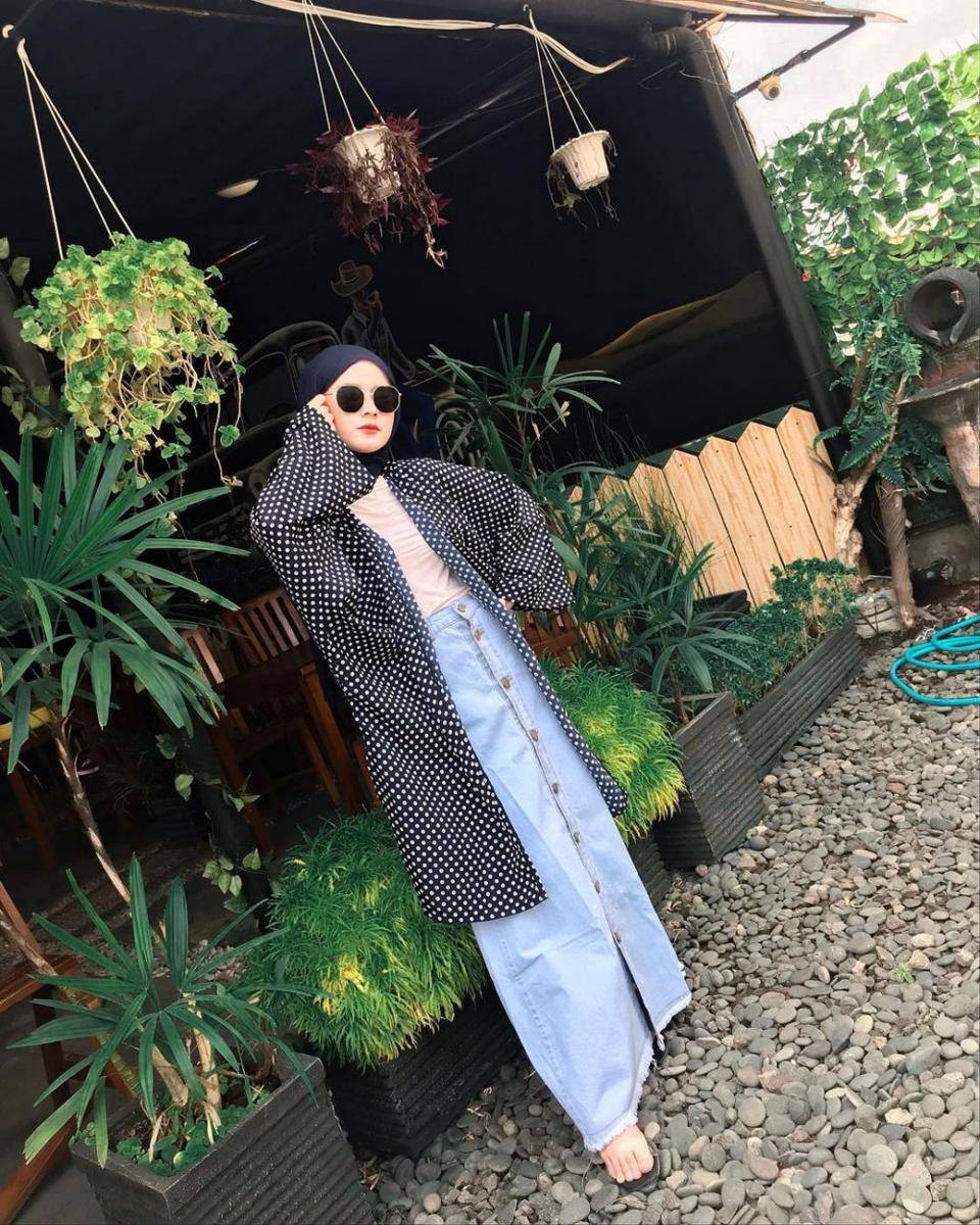 Outfit serba denim ala Miara (instagram.com/mia_raaa)