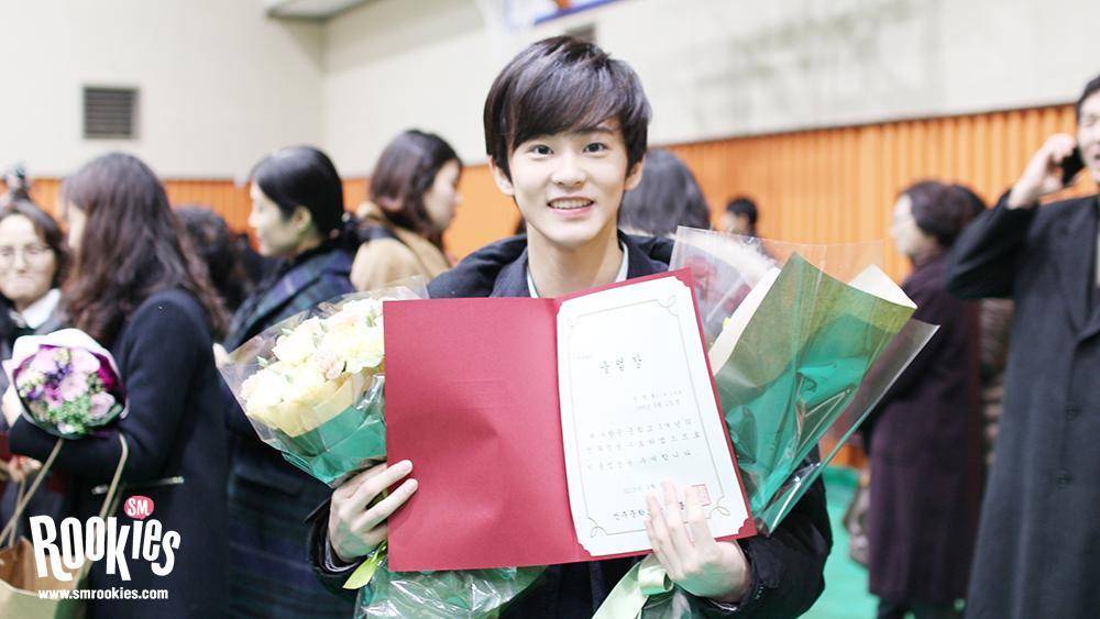 Mark NCT (twitter.com/smrookies)