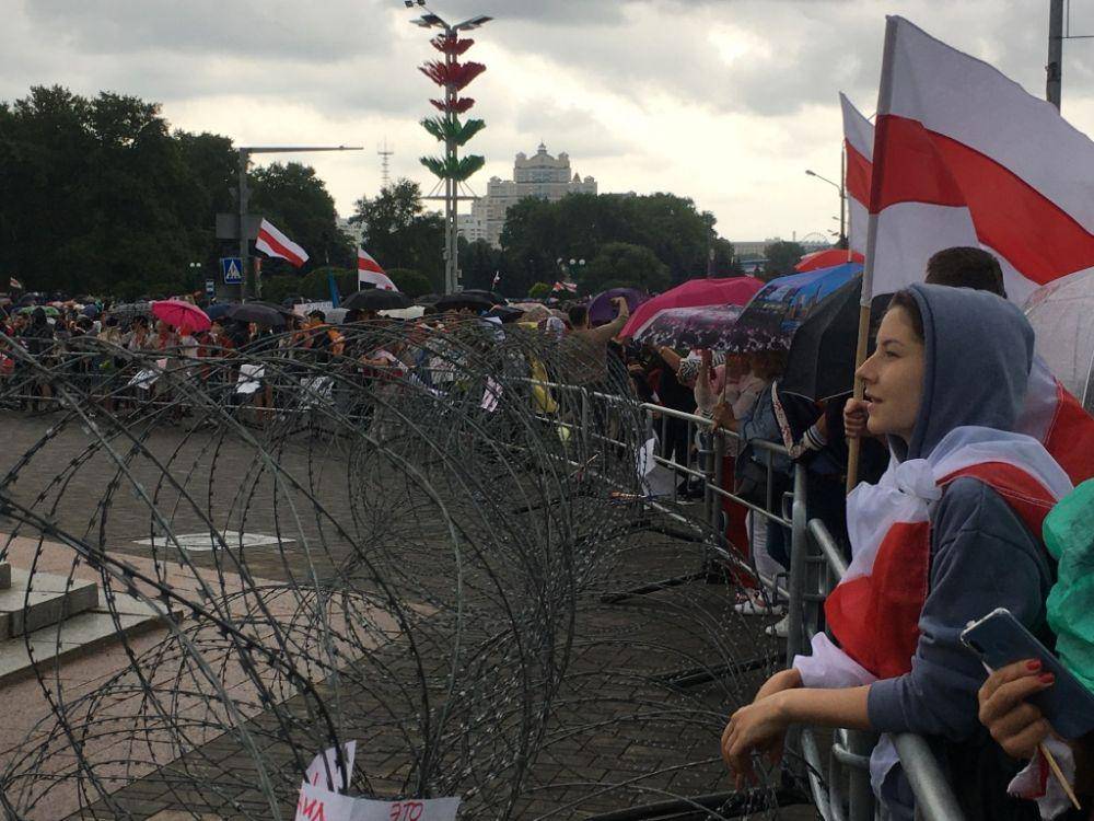 Demonstrasi anti-pemerintah Belarusia pada September 2020. (Twitter.com/Jonah Fisher)