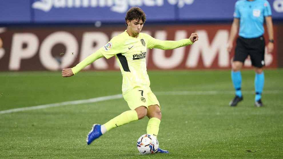Joao Felix sang algojo penalti Atletico Madrid (marca.com)