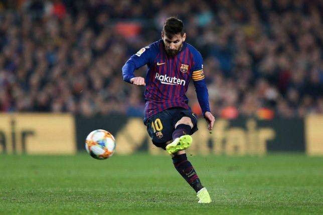 Lionel Messi amat piawai mengeksekusi tendangan bebas. (metro.co.uk)