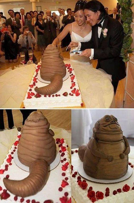 kue pernikahan bikin ngakak (reddit.com/HalilHalidBey)