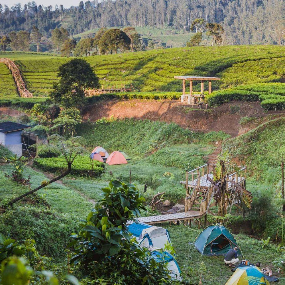 Are berkemah di Nuansa Riung Gunung, Bandung Selatan (instagram.com/ridwansyah888)