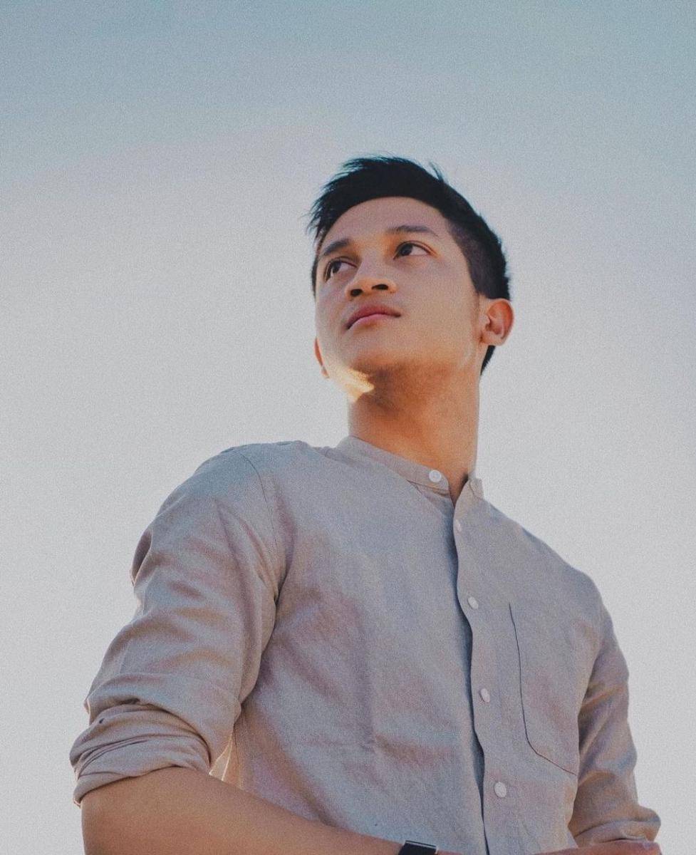 Aldhi (instagram.com/aldhirhmnim)