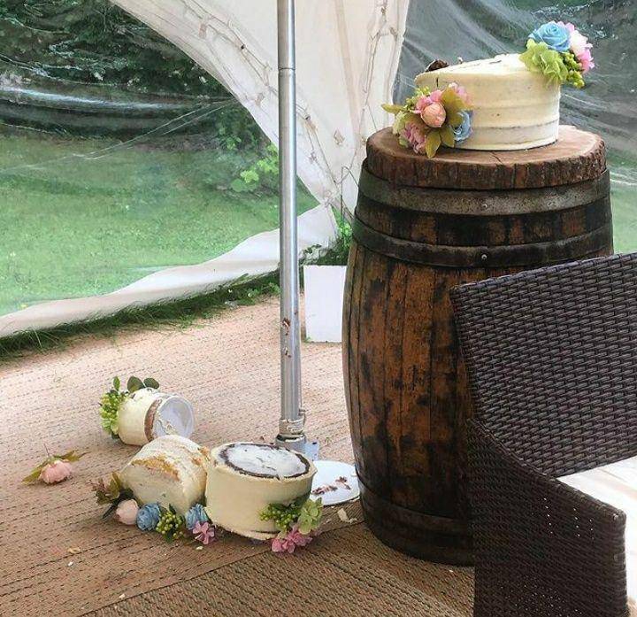 kue pernikahan bikin ngakak (instagram.com/violinrich)