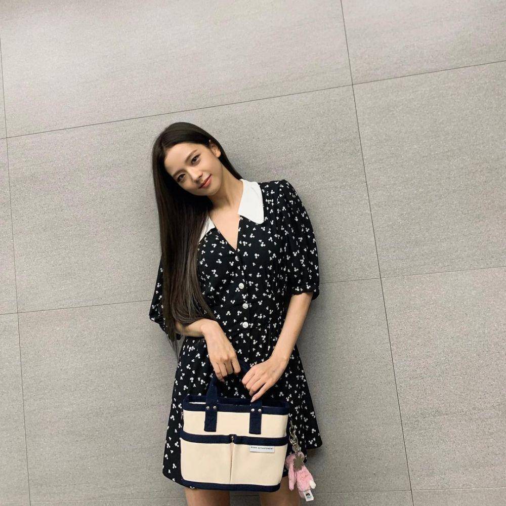 Jisoo BLACKPINK (instagram.com/sooyaaa__)