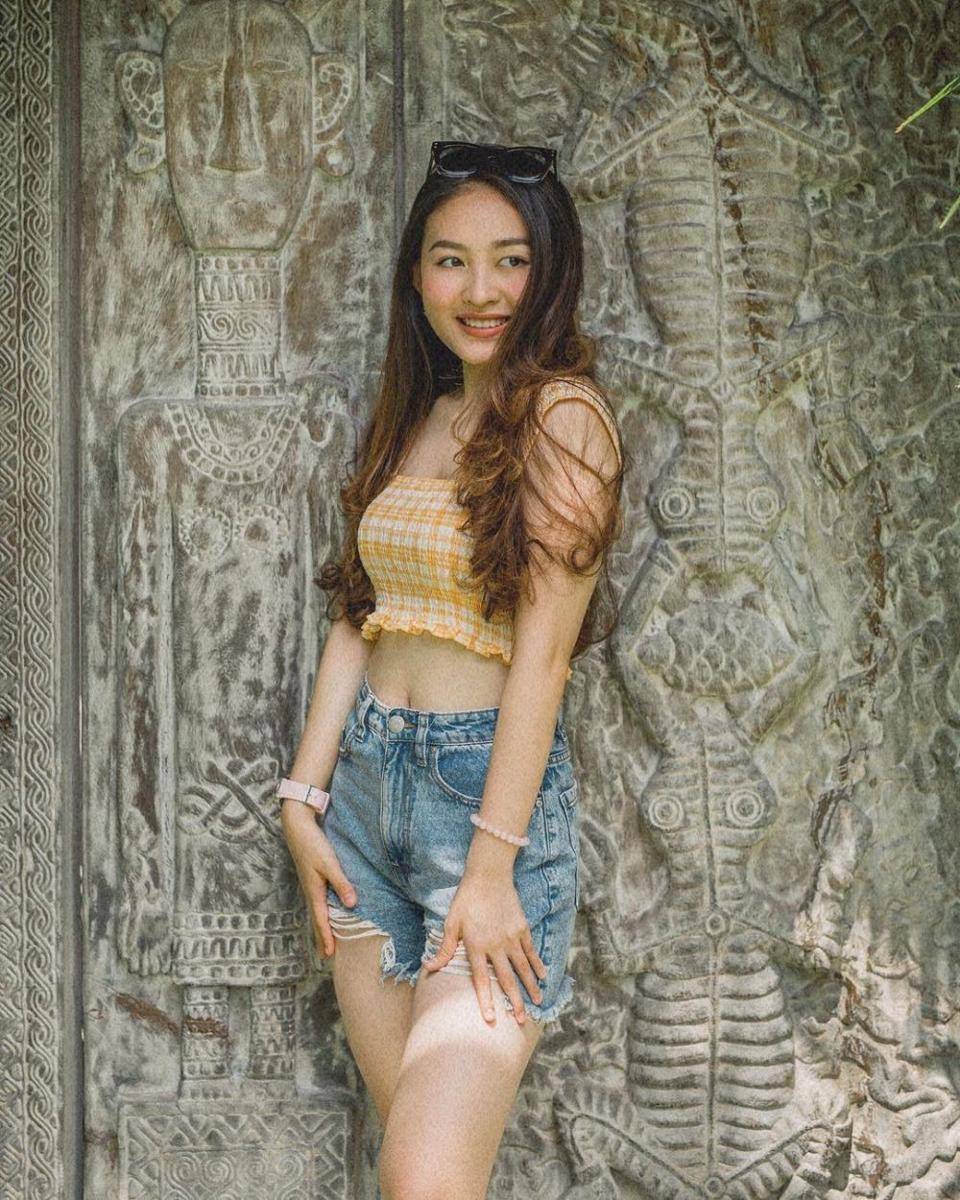 Natasha Wilona (instagram.com/natashawilona12)
