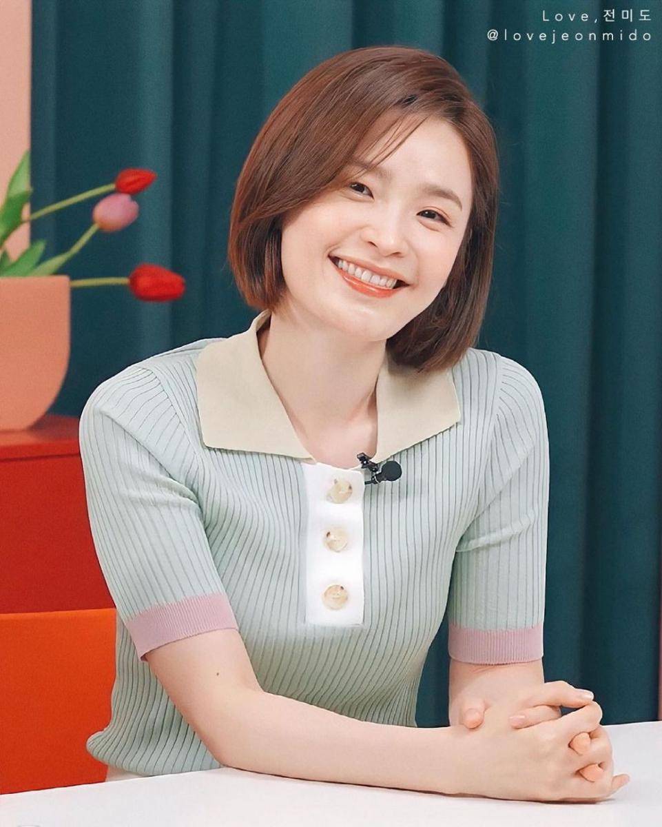 Jeon Mi Do (Instagram.com/lovejeonmido_)