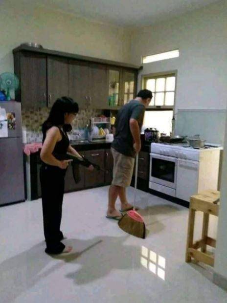 emak lagi emosi kocak (instagram.com/partweetcipant)
