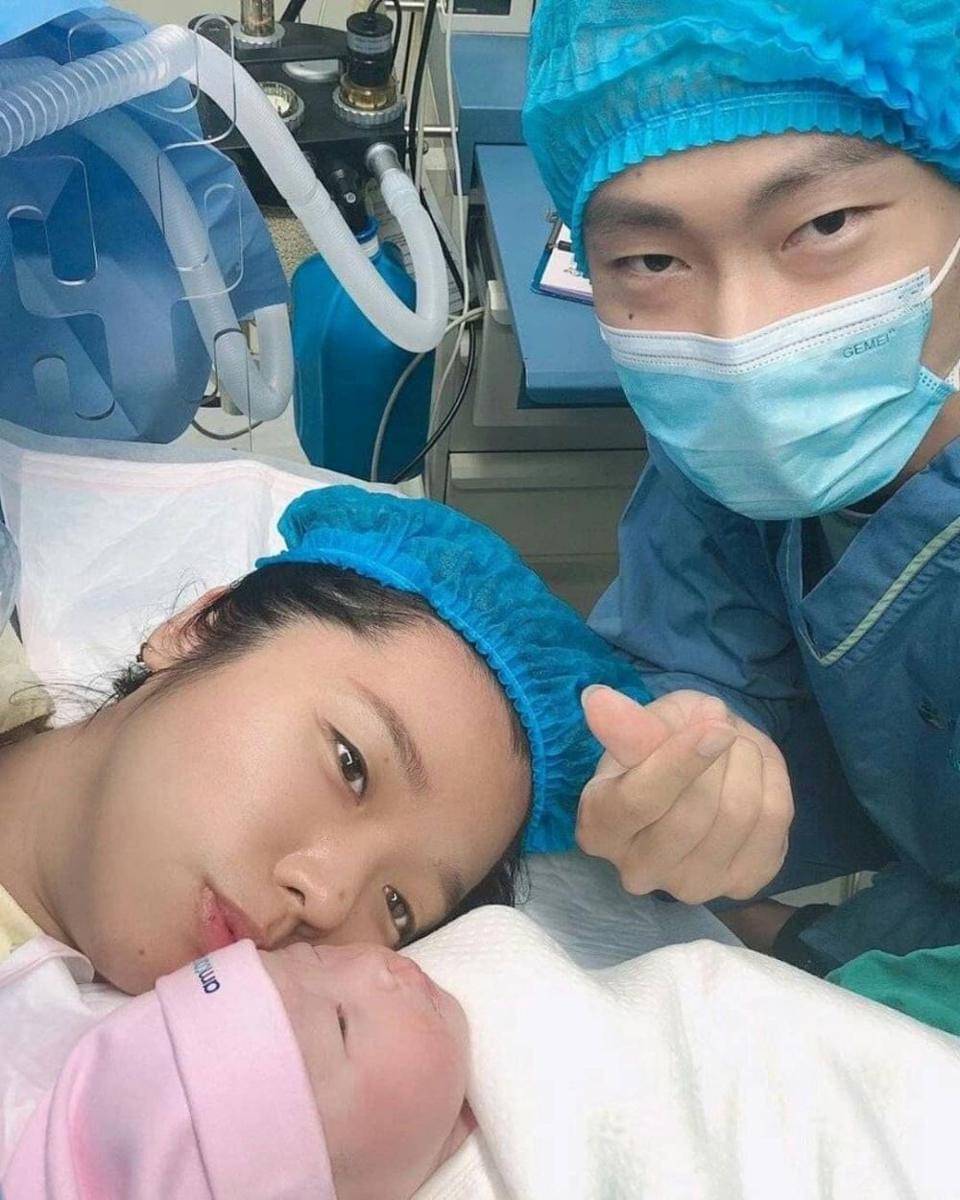 Zhang Nan dan Tian Qing (instagram.com/badmintonchinese_)