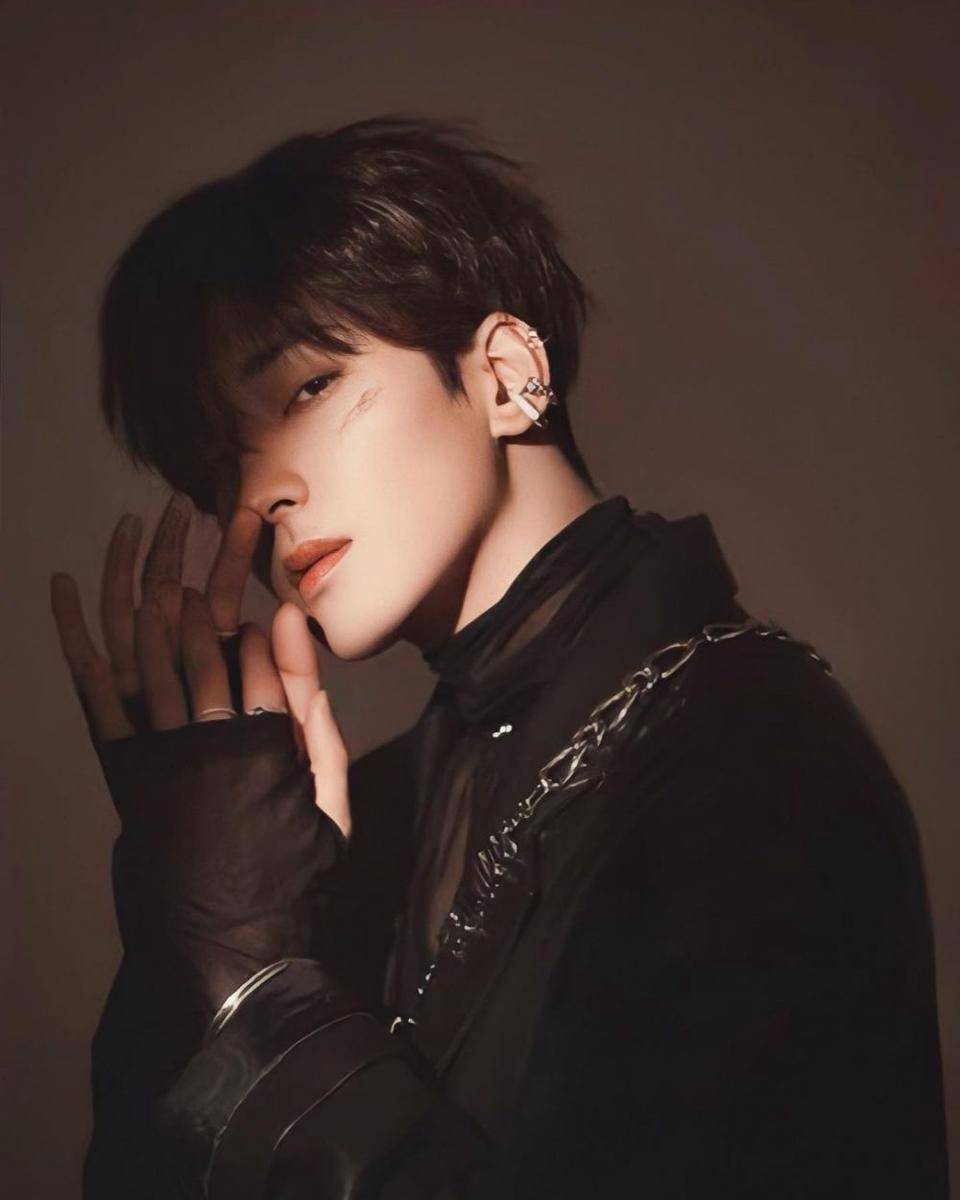 Potret Wonwoo SVT (Instagram.com/sparklywonwoo)