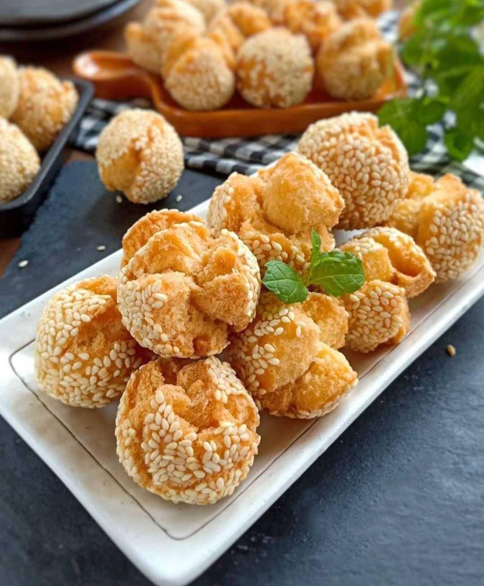 Onde-onde ketawa (instagram.com/aniktriwina)