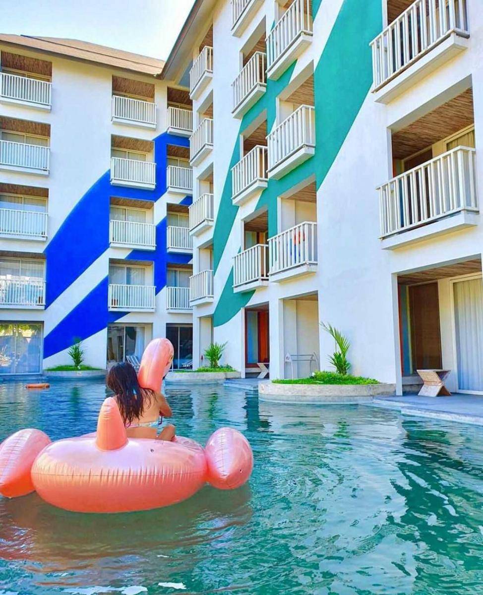 Bliss Surfer Hotel (instagram.com/blisssurferhotel)