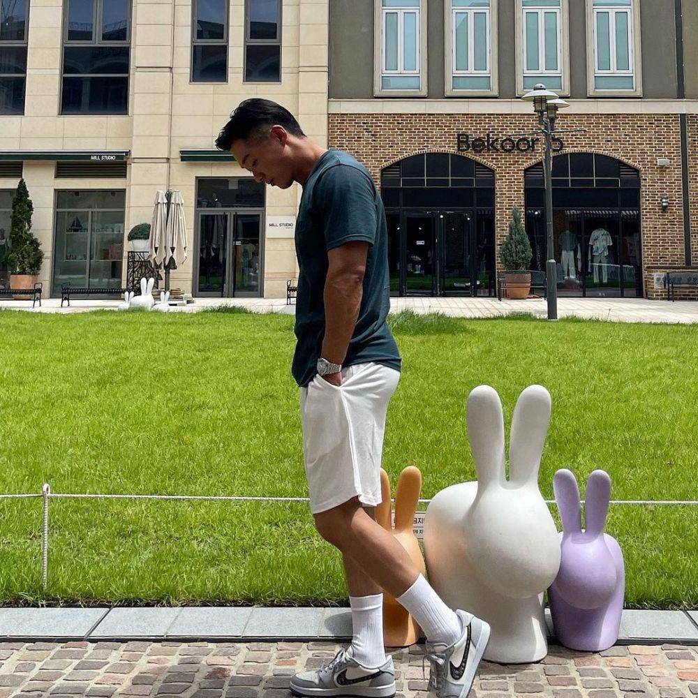ootd sneakers Nam Goong Min (instagram.com/min_namkoong)