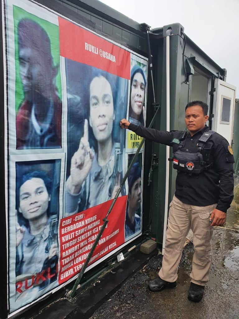 100 Prajurit TNI Satgas Madago Raya Buru 1 Anggota Teroris MIT Poso