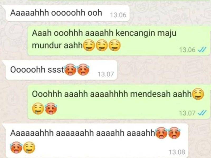 chat absurd (instagram.com/meme.wkwk)
