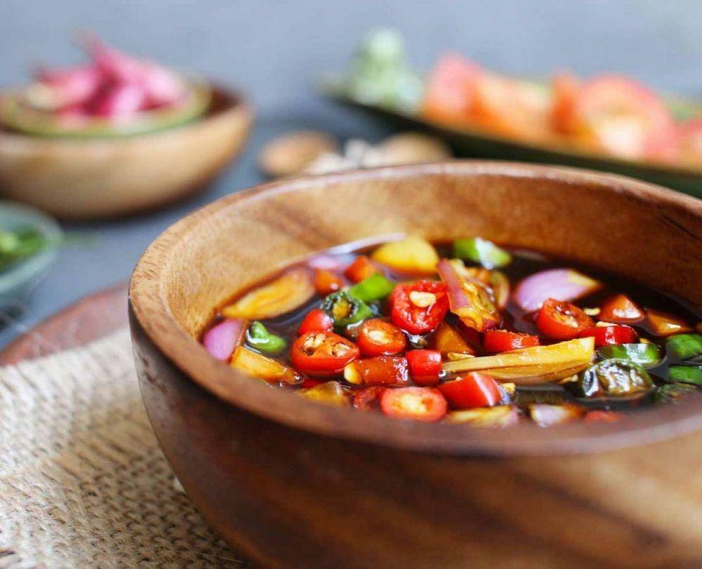 Sambal kecap (instagram.com/cookmeindonesian)
