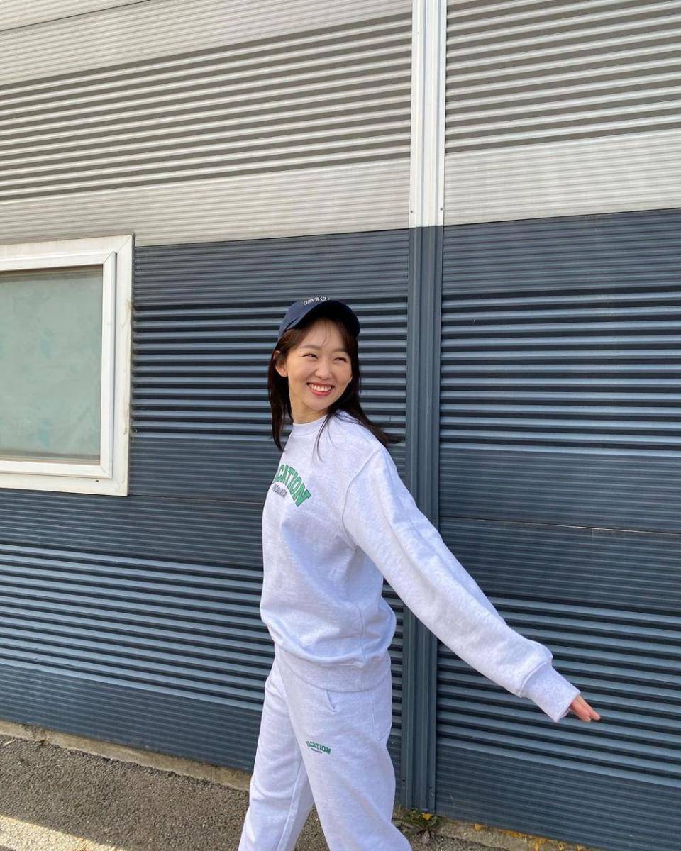 Jin Ki Joo (instagram.com/jinkijoo)