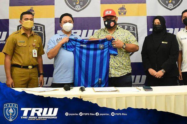 potret Norizam Tukiman resmi mengakuisisi PSPS Riau (instagram.com/paspsriau)