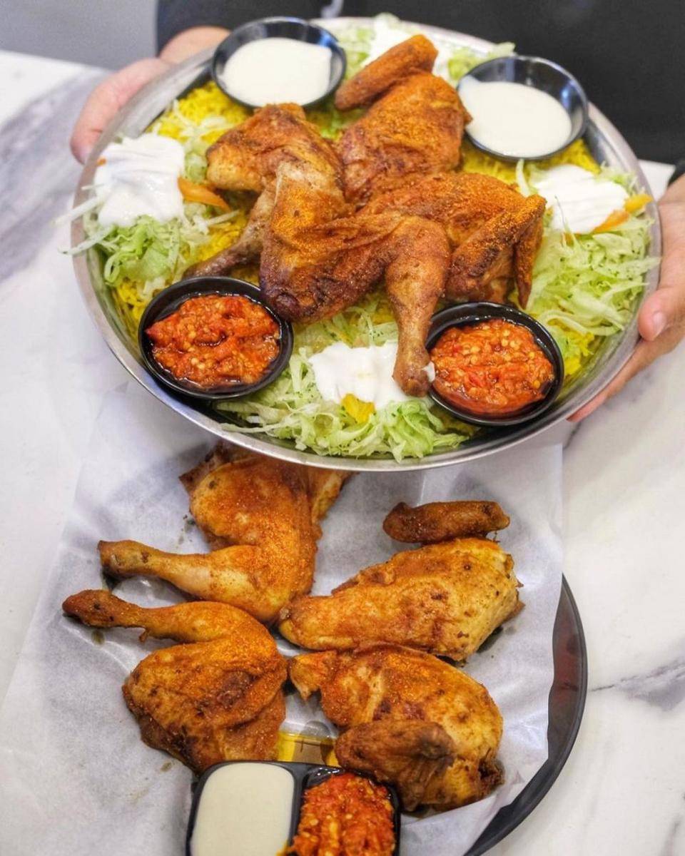 emados shawarma (instagram.com/jogjakakilima)
