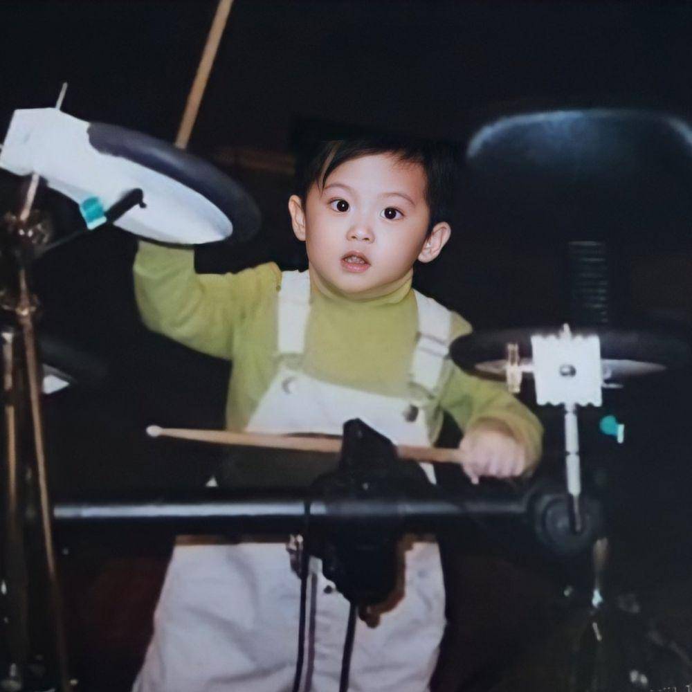 Mark Lee (twitter.com/leemarkhyon)