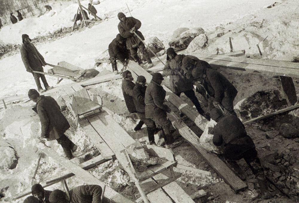 Proyek konstruksi terbesar di Uni Soviet—Kanal Laut-Baltik Putih, 1933. (rbth.com)