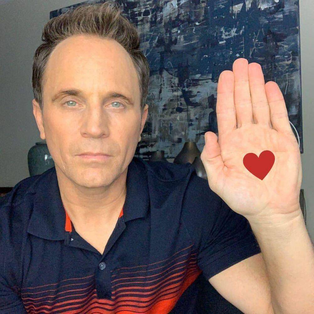 potret David Yost (instagram.com/officialdavidyost)