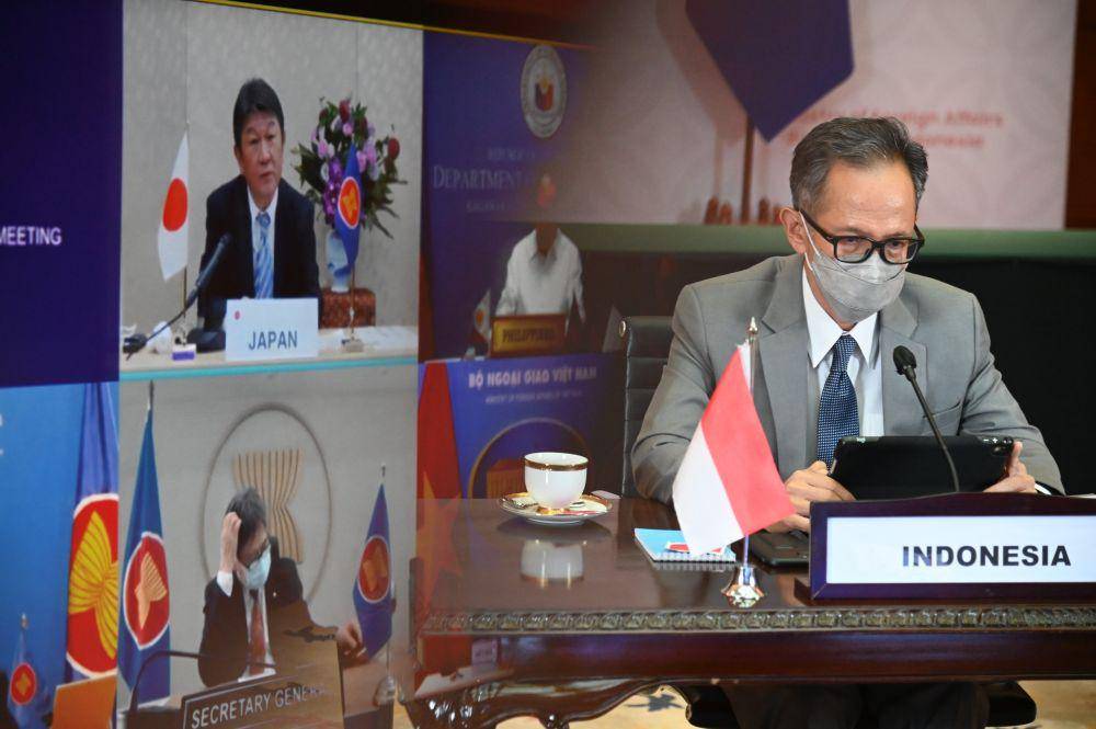 Suasana pertemuan menlu ASEAN-Jepang (3/8/2021). (Twitter.com/Kemlu_RI)