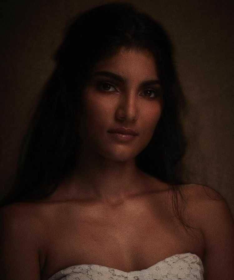 Alizeh Agnihotri (instagram.com/alizehagnihotri)