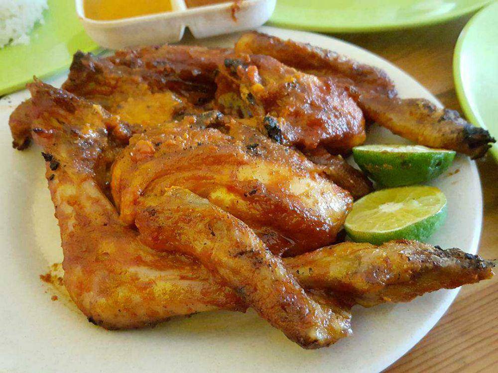 ayam bakar taliwang rinjani (instagram.com/ngemilcentil)