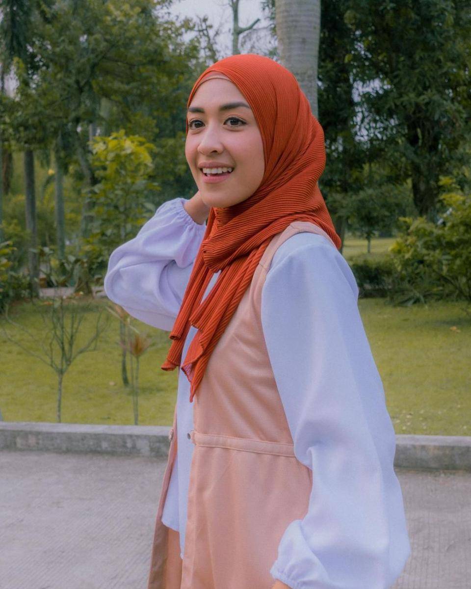 Icha Anisa (instagram.com/ichaanisaaa)