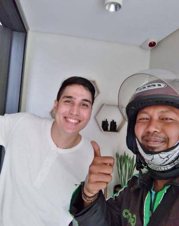 ojol selfie bareng artis (Instagram.com/@newdramaojol.id)