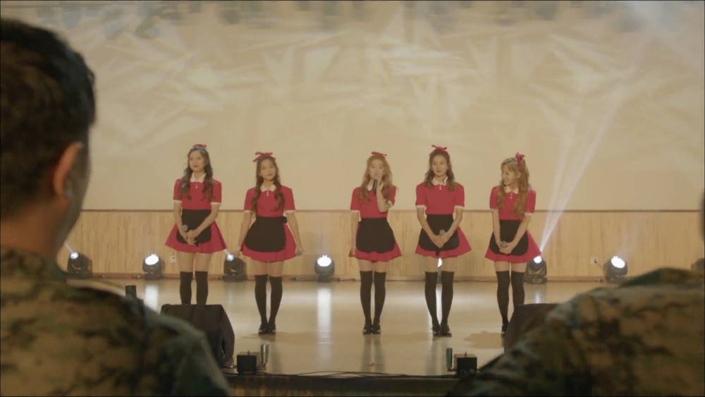 Red Velvet dalam drama Descendants of The Sun (dok. KBS2)