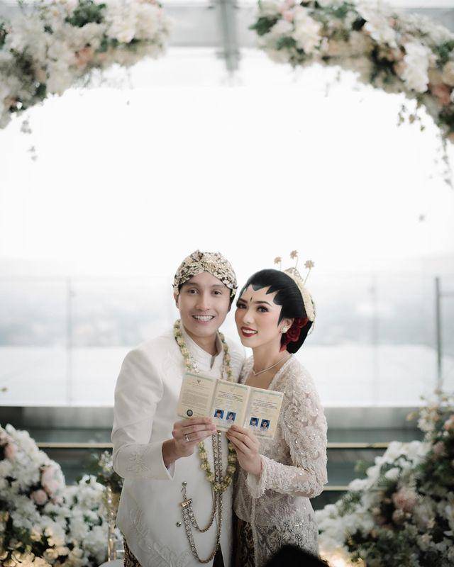 Isyana Sarasvati dan Rayhan (Instagram.com/isyanasarasvati)