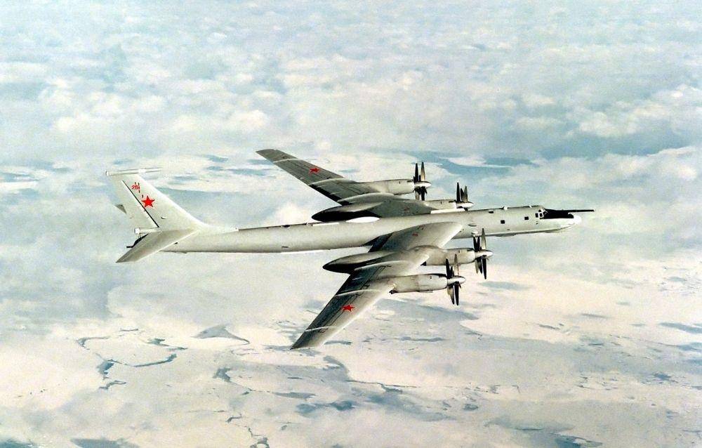 Tupolev Tu-95 (goodfon.com)