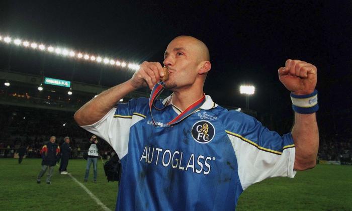 Mantan Striker Chelsea dan Timnas Italia Gianluca Vialli Meninggal