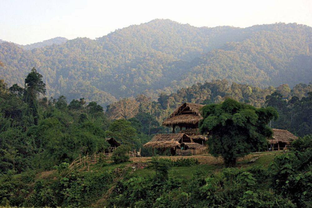 Gunung Phou Bia, Laos (britannica.com)