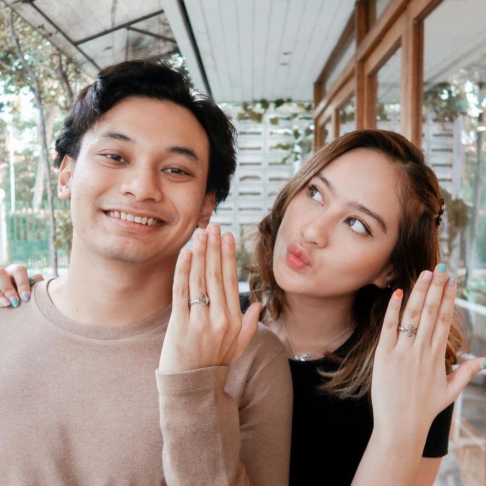 Salshabilla Andriani dan Yusuf Mahardika Pamer Cincin, Ini Potretnya!