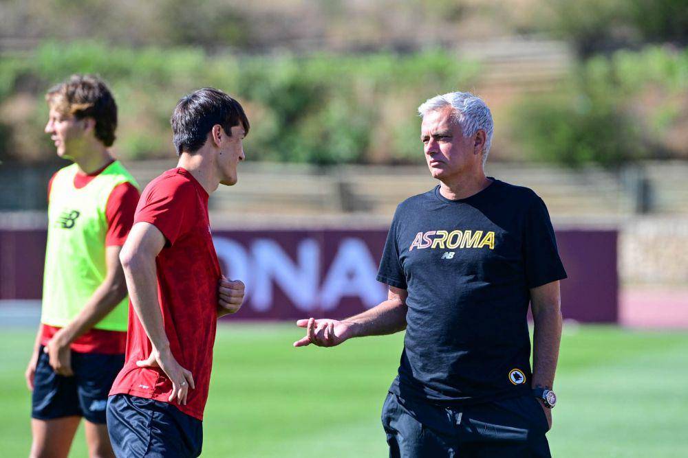 Twitter.com/OfficialASRoma