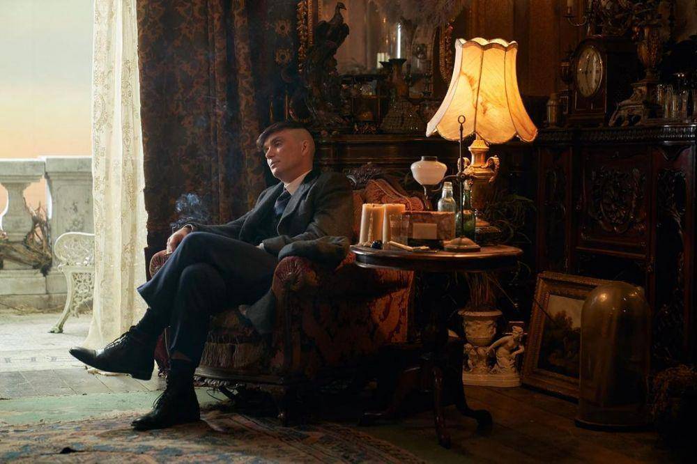 potret karakter Thomas Shelby (instagram.com/peakyblindersofficial)