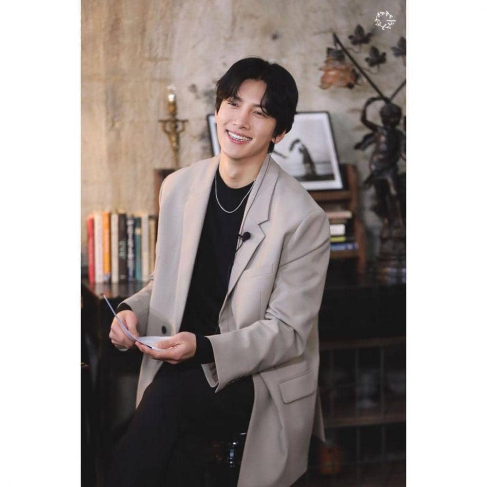 Ji Chang Wook (instagram.com/glorious_enter)