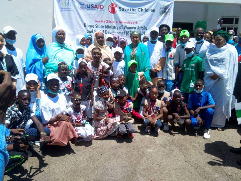 Anak-anak negara bagian Borno, Nigeria, yang terkena dampak konflik merayakan Hari Anak Internasional. (Twitter.com/Selamatkan Anak NG)