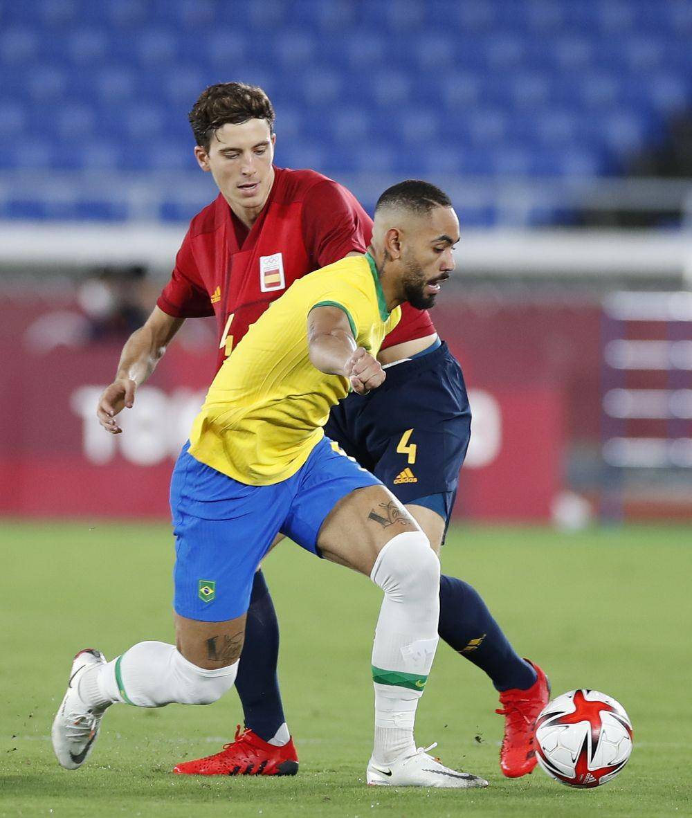 Brasil vs Spanyol. (twitter.com/SeFutbol)
