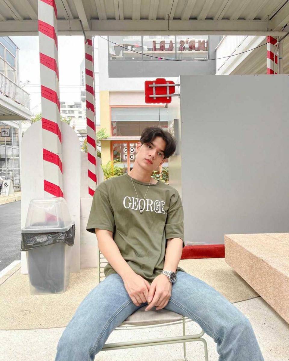 Tenon Teachapat (instagram.com/tetetetetenonz)