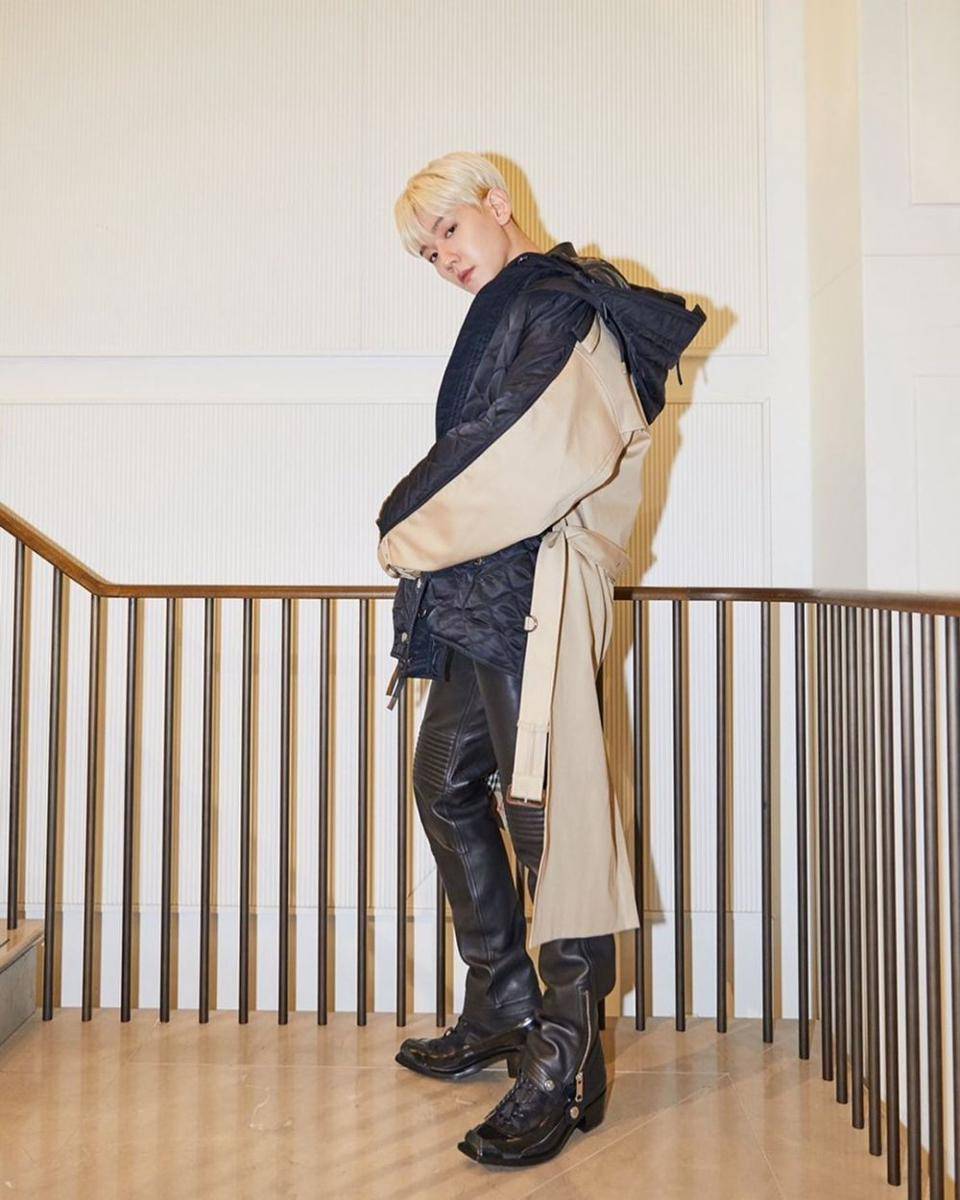 OOTD ala Baekhyun EXO (instagram.com/baekhyunee_exo)