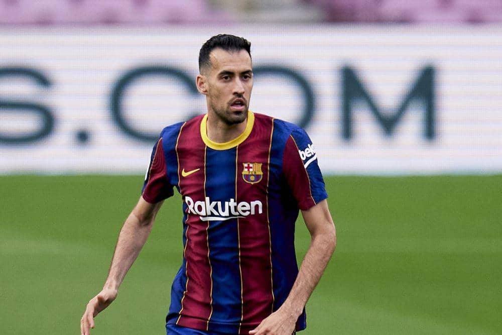 Sergio Busquets (barcablaugranes.com)