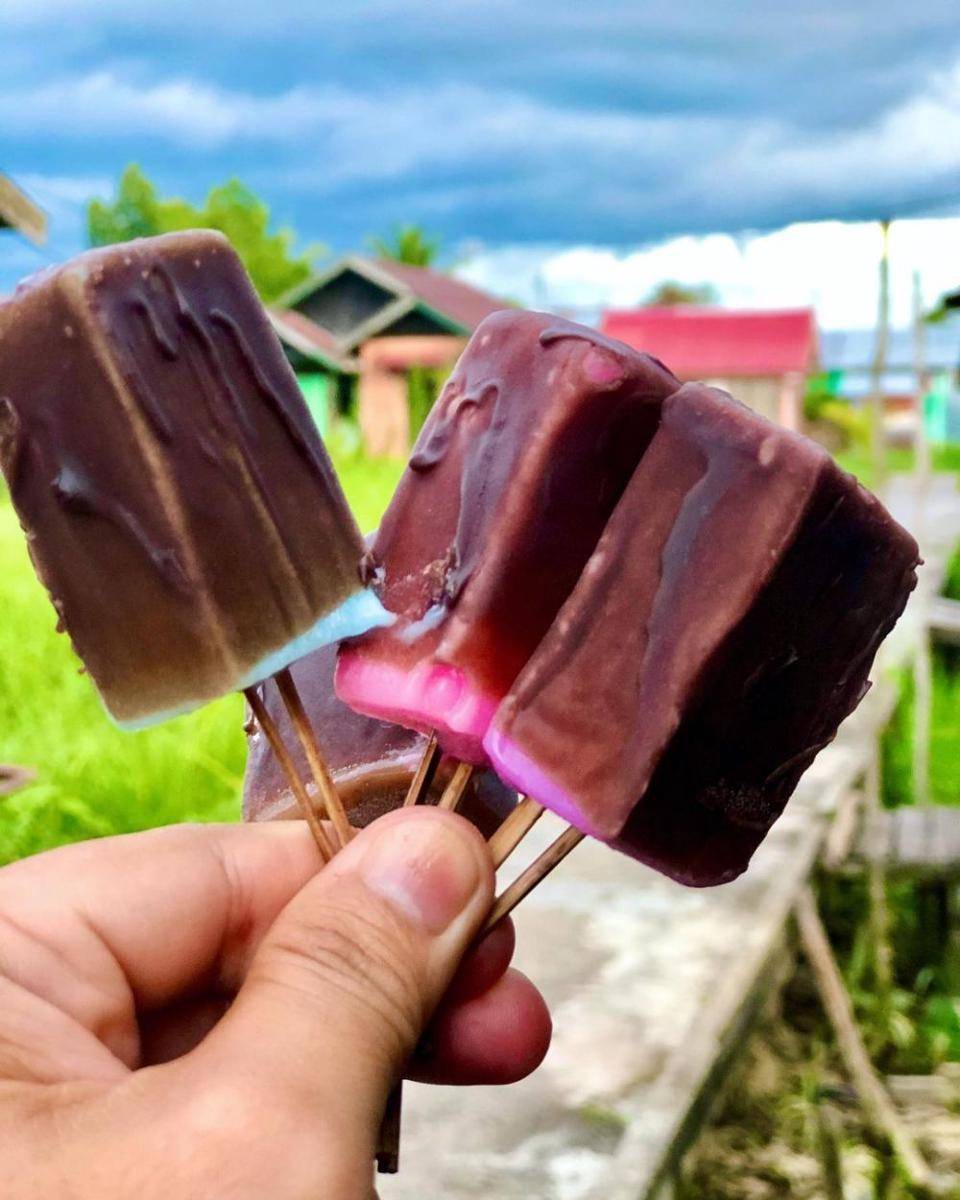 Es potong (instagram.com/maya_zikri)