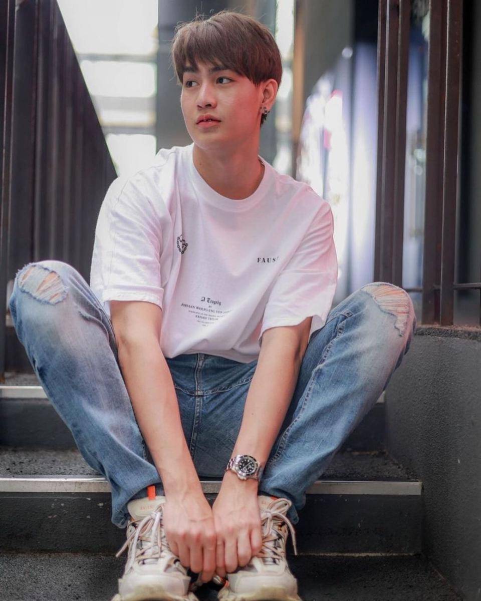 Toy Thanapat (instagram.com/toytoyistoyy)